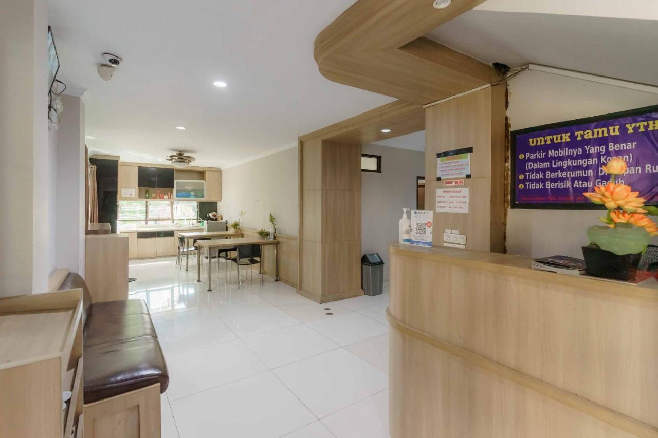 Koolkost Syariah At Taman Simprug Cikarang Hotel Bekasi Exterior photo
