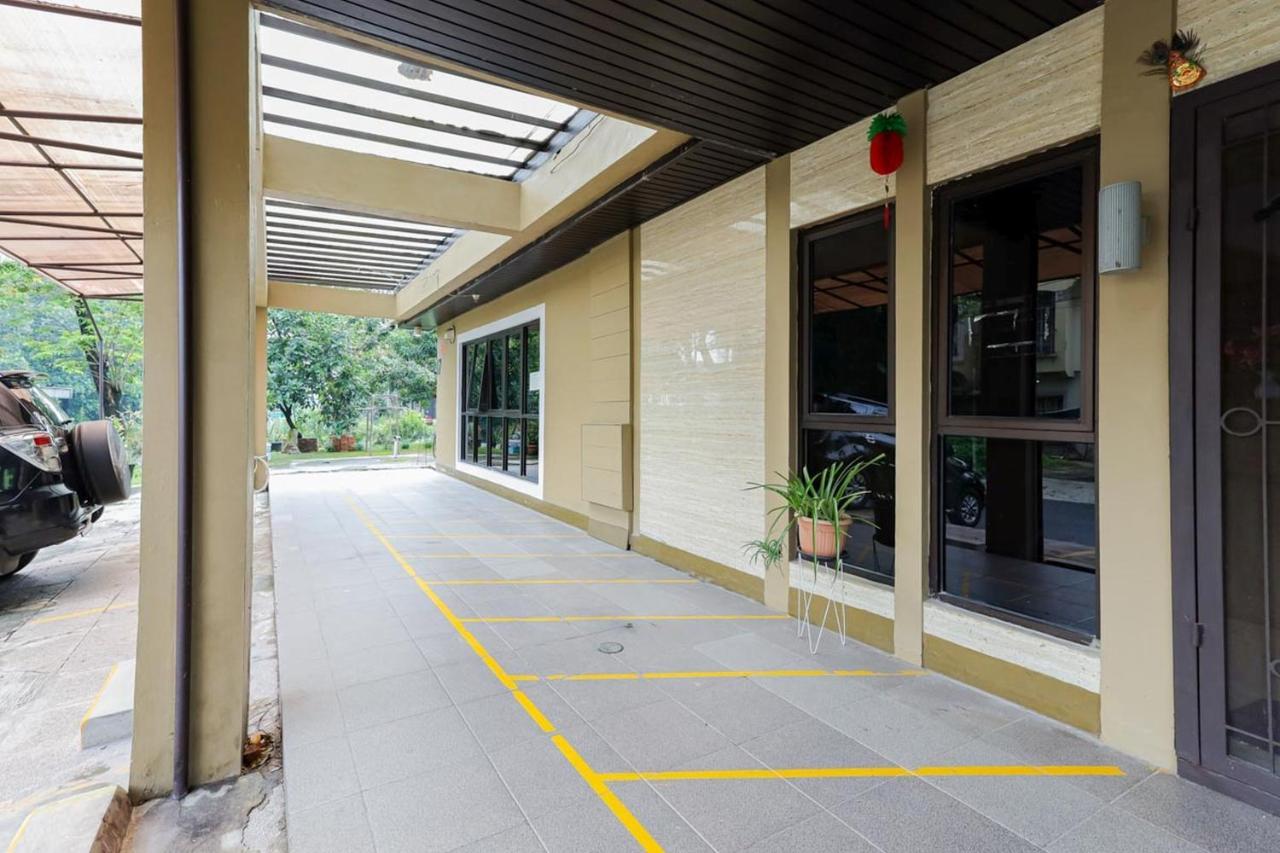 Koolkost Syariah At Taman Simprug Cikarang Hotel Bekasi Exterior photo